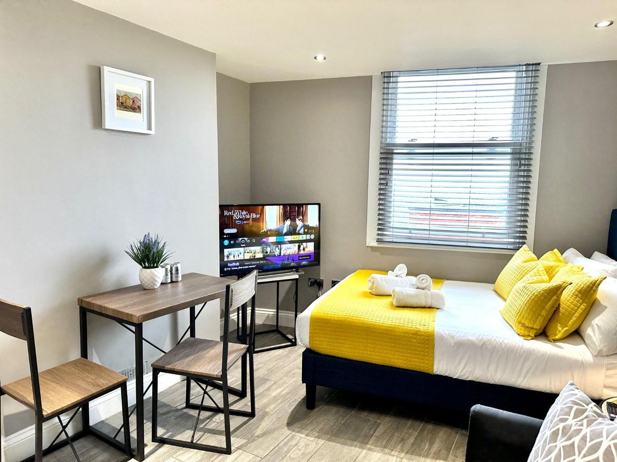 Stylish Studio With Sea Views Leilighet Brighton Eksteriør bilde